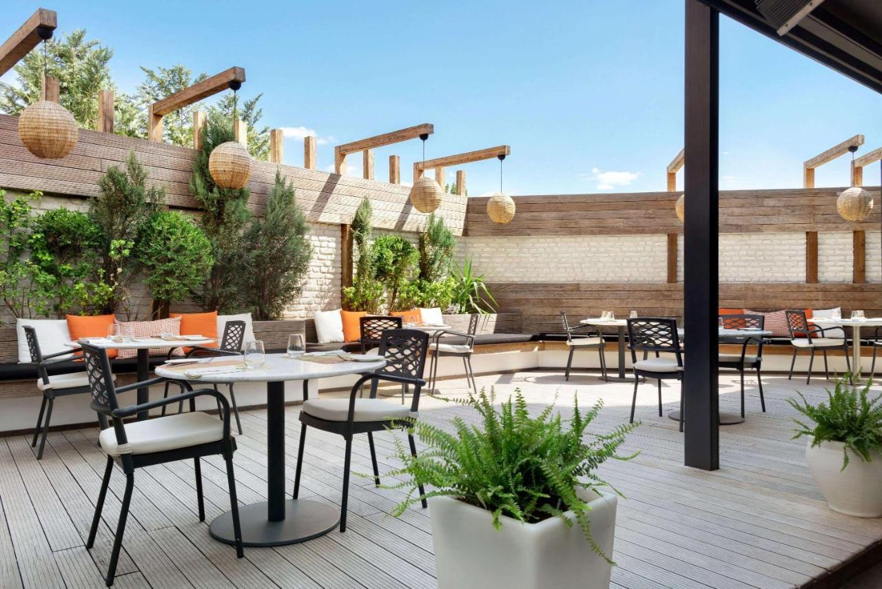Ramada Plaza By Wyndham Eskişehir Exterior foto