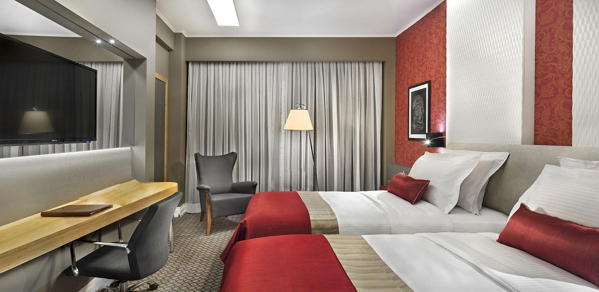 Ramada Plaza By Wyndham Eskişehir Exterior foto