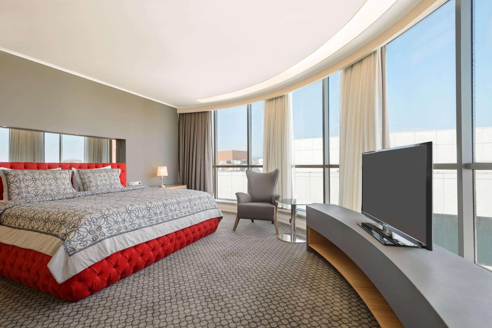 Ramada Plaza By Wyndham Eskişehir Exterior foto
