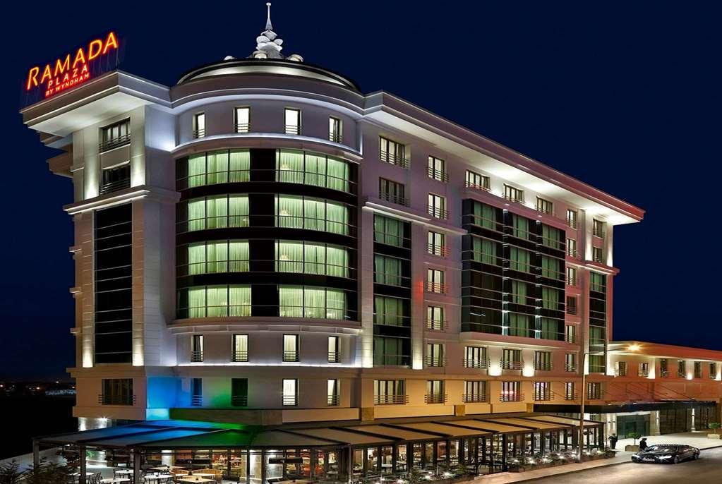 Ramada Plaza By Wyndham Eskişehir Exterior foto