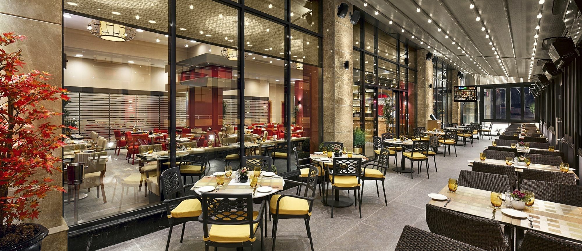 Ramada Plaza By Wyndham Eskişehir Exterior foto